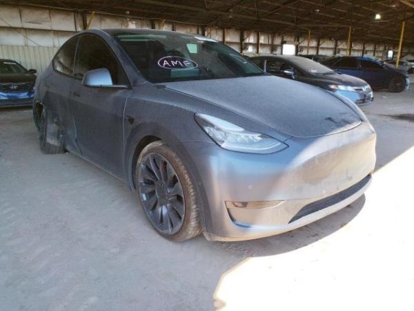 2020 TESLA MODEL Y - obrazek 2