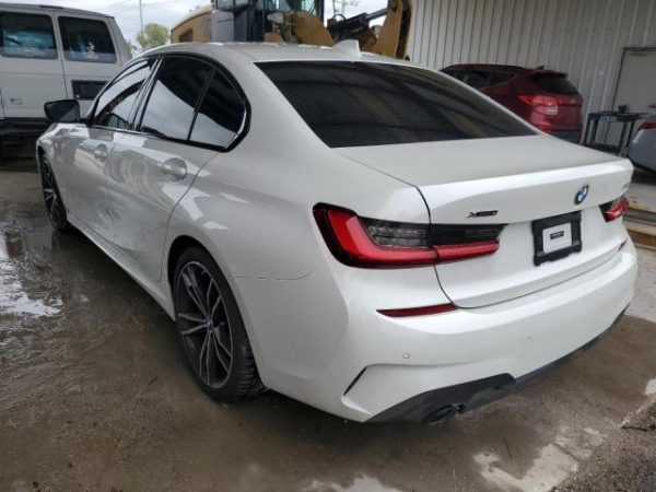 2020 BMW 330XI - obrazek 3