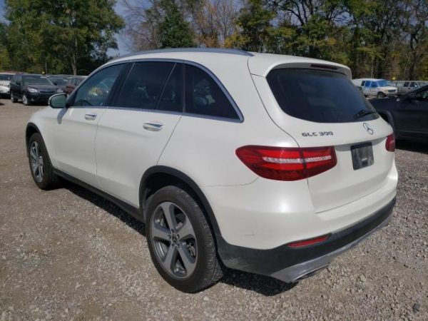 2019 MERCEDES-BENZ GLC 300 4MATIC - obrazek 4